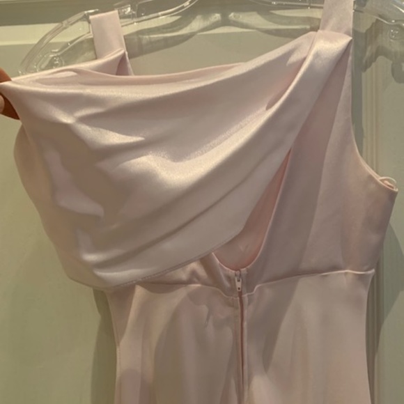 Ladies Evening Dress - Picture 6 of 12